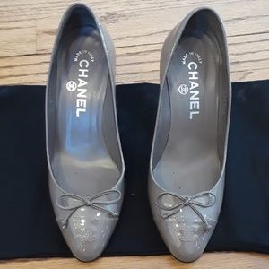 Authentic Classic Chanel heels!